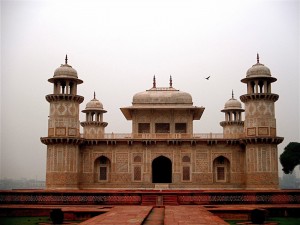 baby_taj_01