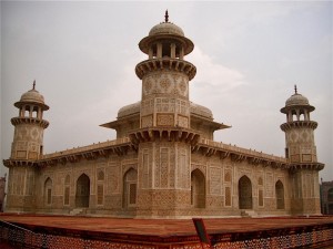 baby_taj_05